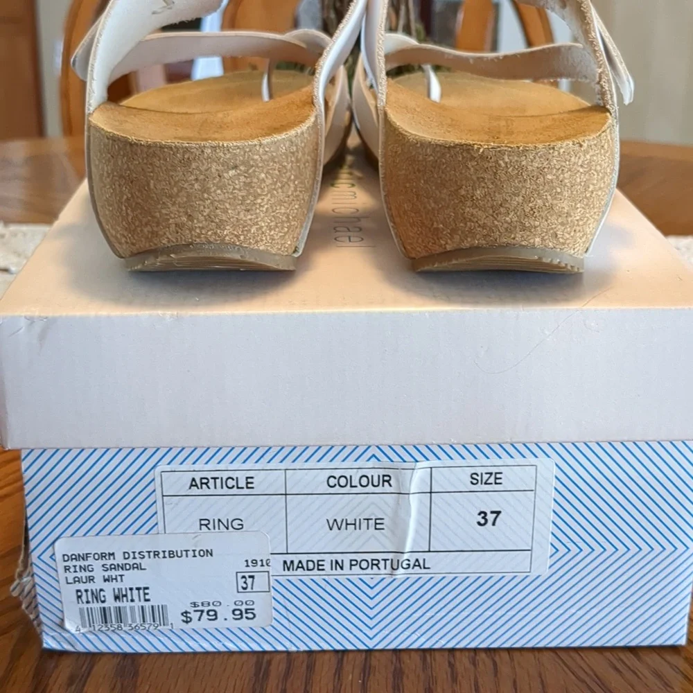 Eric Michael White Leather Adjustable Strap Low Wedge Sandals 37 - Picture 3 of 12